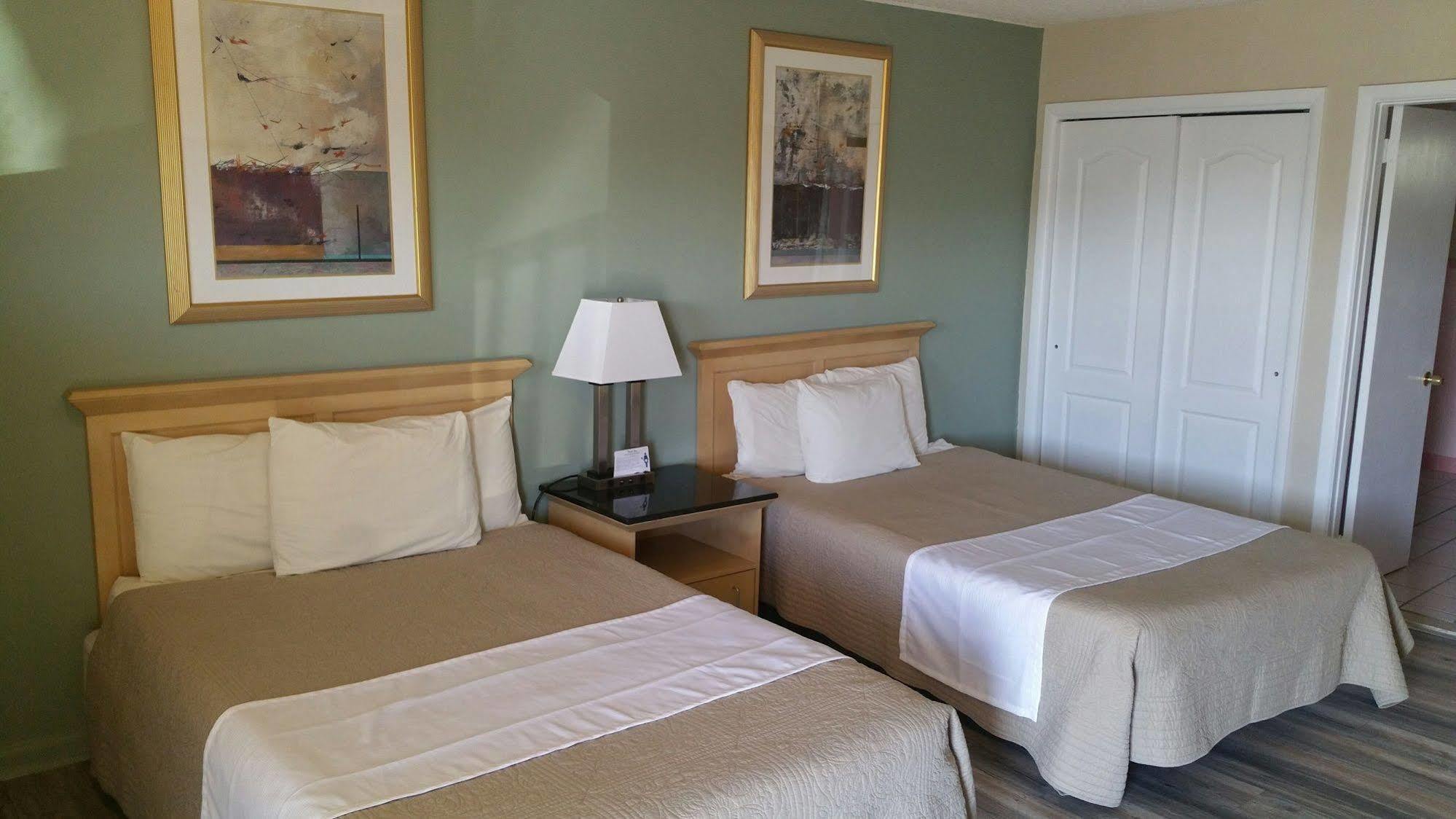 Point Pleasant Manor Motel พอยท์เพลสเซนท์บีช ภายนอก รูปภาพ